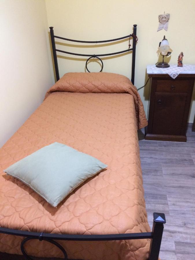Fontana Di Li Rosi Apartment Campofranco ภายนอก รูปภาพ