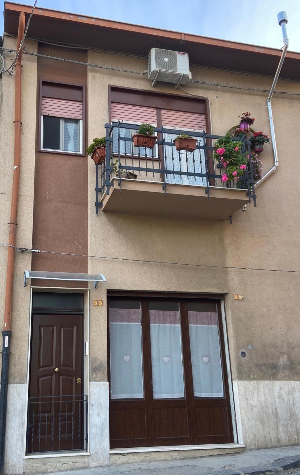 Fontana Di Li Rosi Apartment Campofranco ภายนอก รูปภาพ